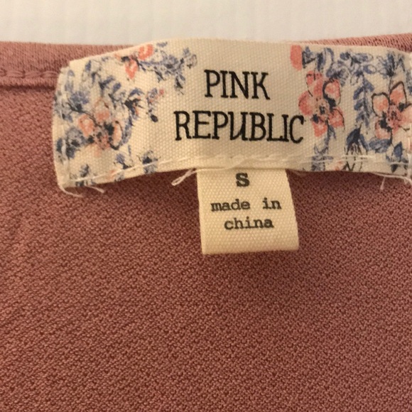 Rose colored crisscross top - Picture 2 of 3